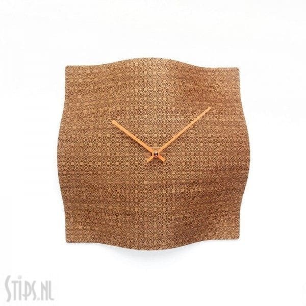 grens stikstof Langskomen Pillow Time - Etno Design - houten wandklok | Klokken | stips.nl
